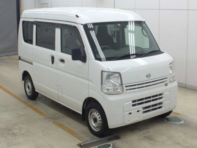 3066 Nissan Clipper van DR17V 2017 г. (NAA Osaka)